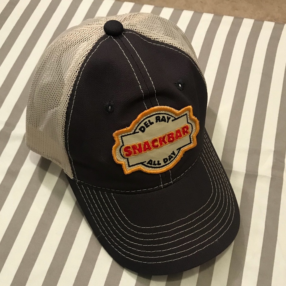 Trucker hat